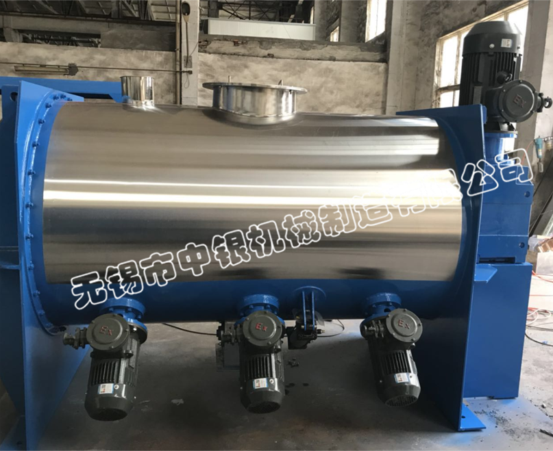 無錫中銀2000L螺帶混合機成功發往遼寧
